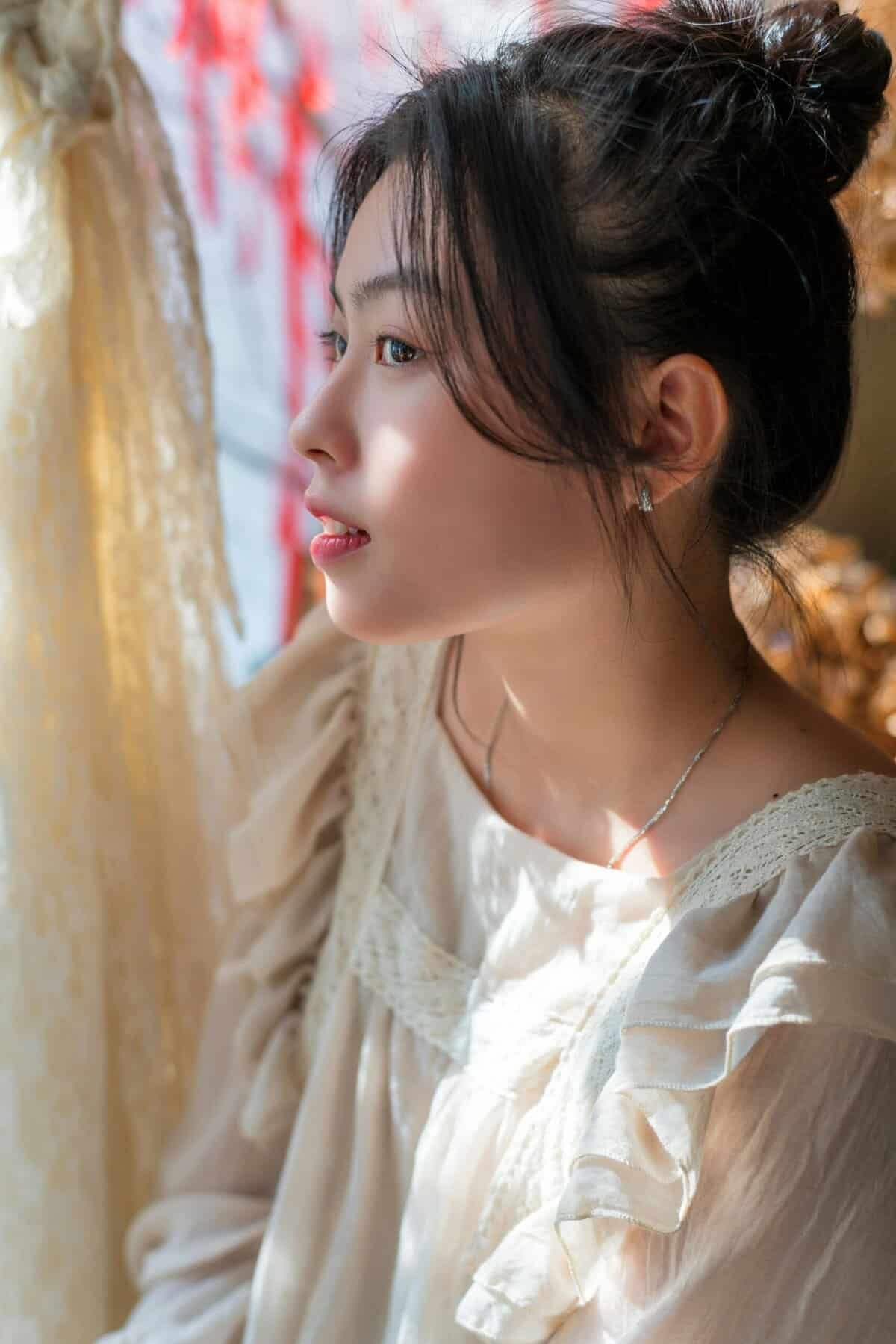 Student Freelancer Investing Early Through Gig Earnings