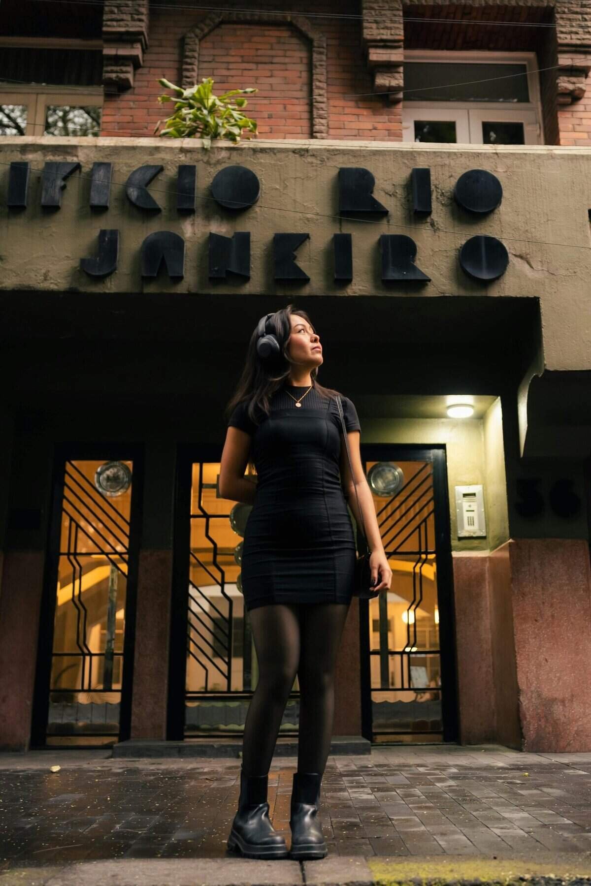 How Do I Handle Taxes As A Freelancer?