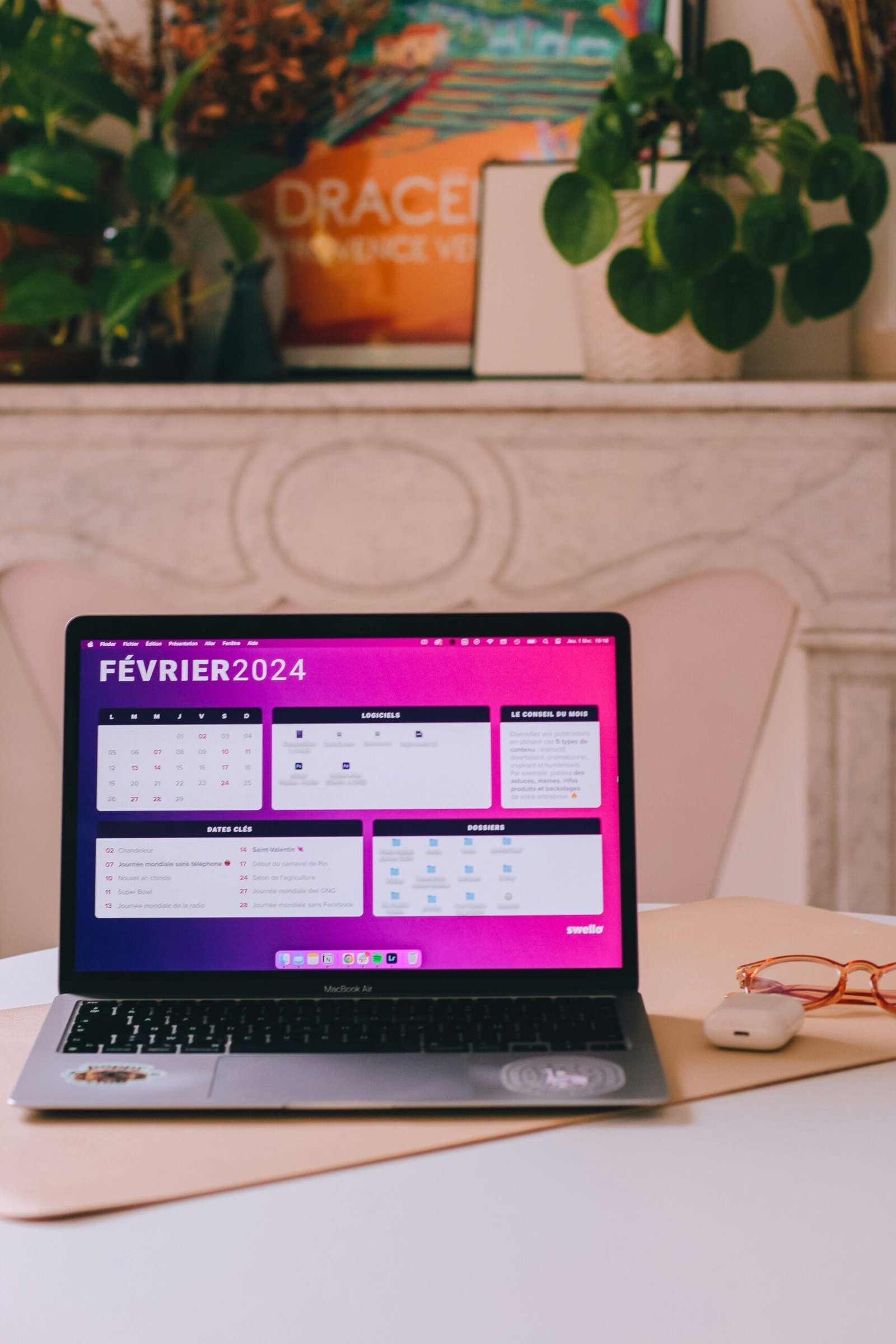 Online Community Manager (Discord/Reddit)