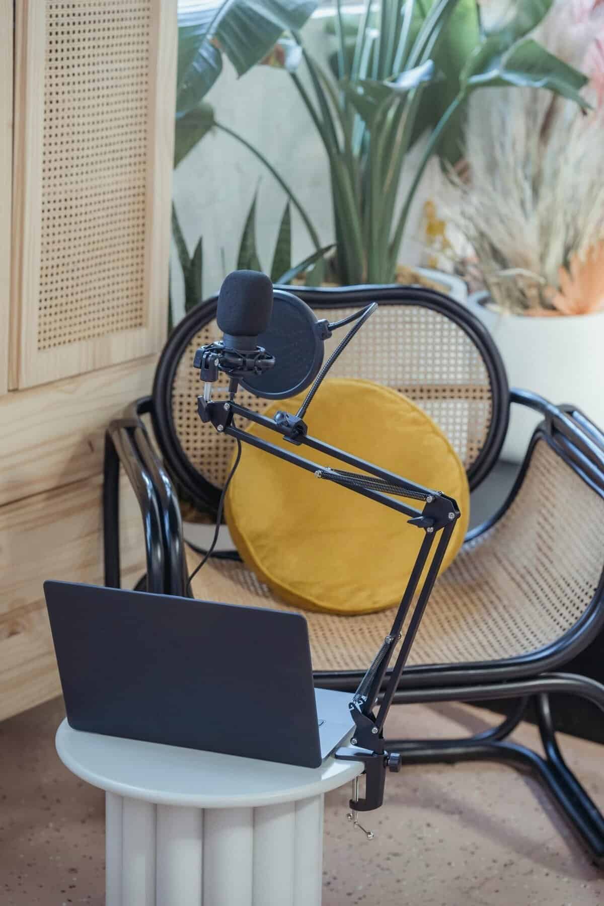What Are The Most Inspirational Freelance Podcasts?